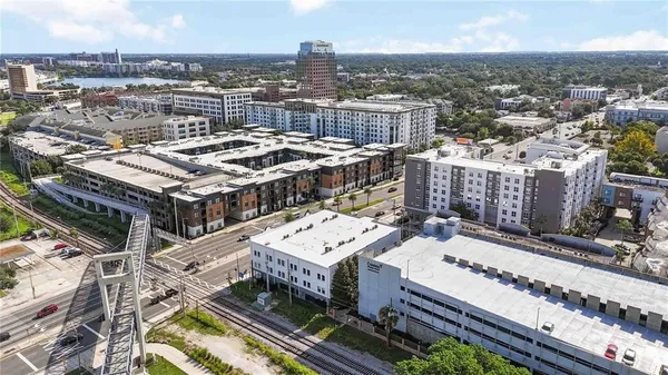 $2,400 | 62 West Colonial Drive, Unit 301, Orlando, FL 32801