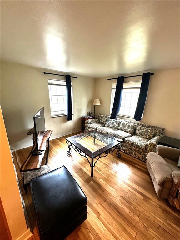 405 Jefferson Road Pittsburgh, PA 15235 - Photo 3 of 29 Gallery Image 3