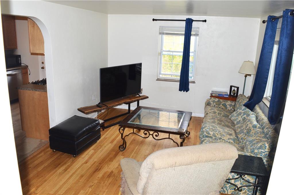 405 Jefferson Road Pittsburgh, PA 15235 - Photo 5 of 29 Gallery Image 5