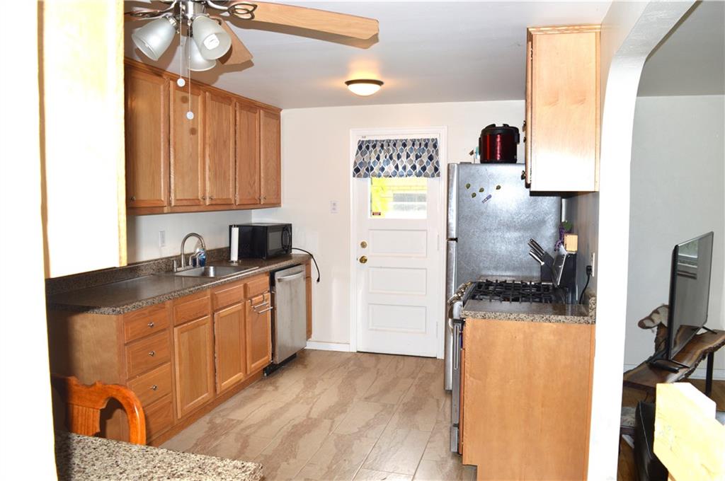 405 Jefferson Road Pittsburgh, PA 15235 - Photo 9 of 29 Gallery Image 9