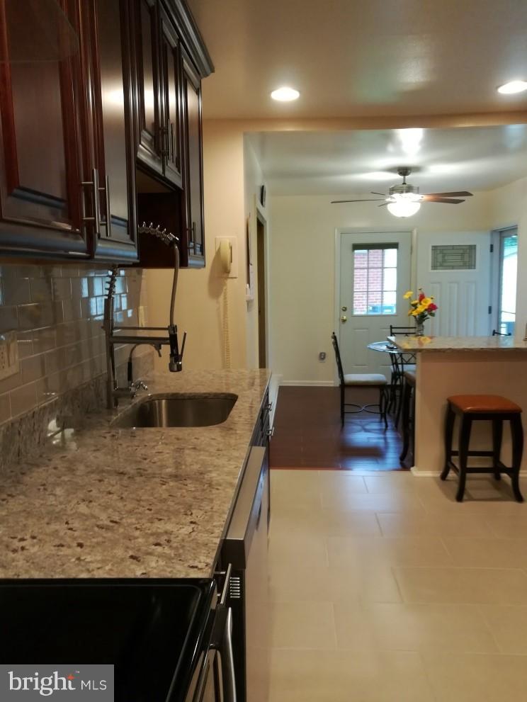 706 Whitaker Terrace Silver Spring, MD 20901 - Photo 10 of 27 Kitchen