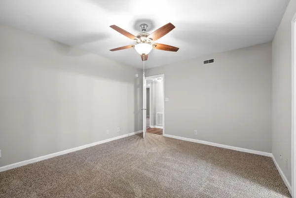 $1,295 | 3884 Northeast Drive, Unit C, Clarksville, TN 37040