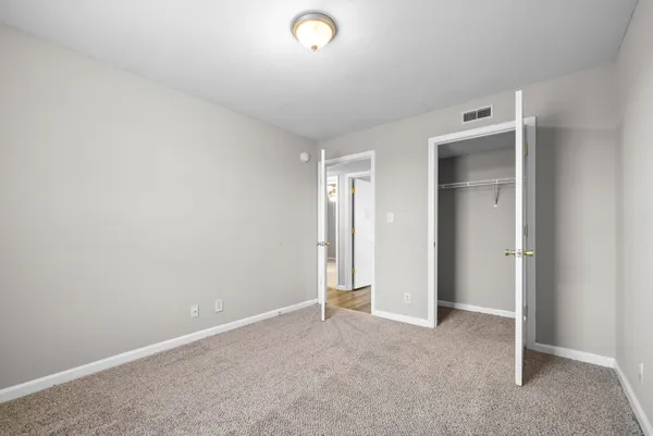 $1,295 | 3884 Northeast Drive, Unit C, Clarksville, TN 37040