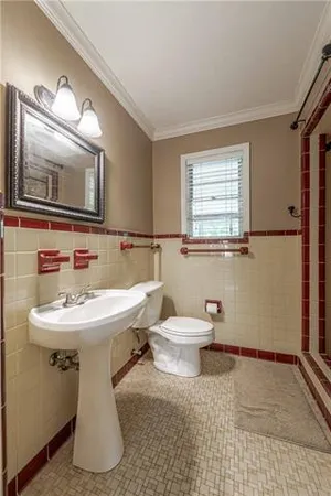 $229,900 | 201 Hembling Drive, Pineville, LA 71360