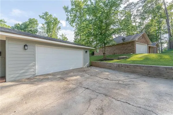 $229,900 | 201 Hembling Drive, Pineville, LA 71360