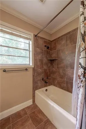 $229,900 | 201 Hembling Drive, Pineville, LA 71360