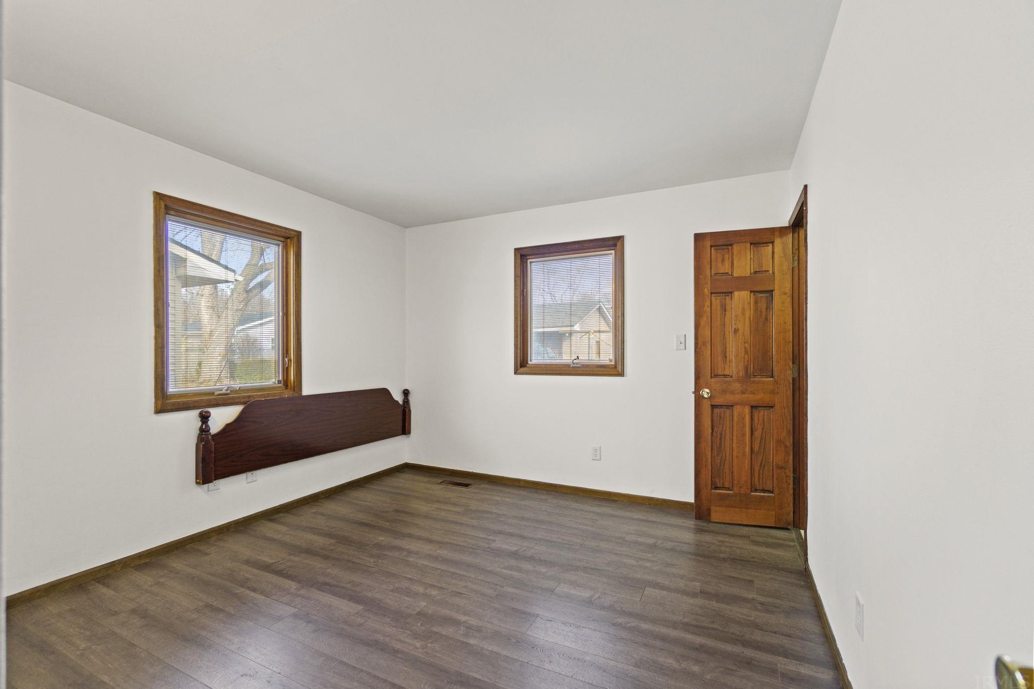 2928 Hobson Road Fort Wayne, IN 46805 - Photo 11 of 34