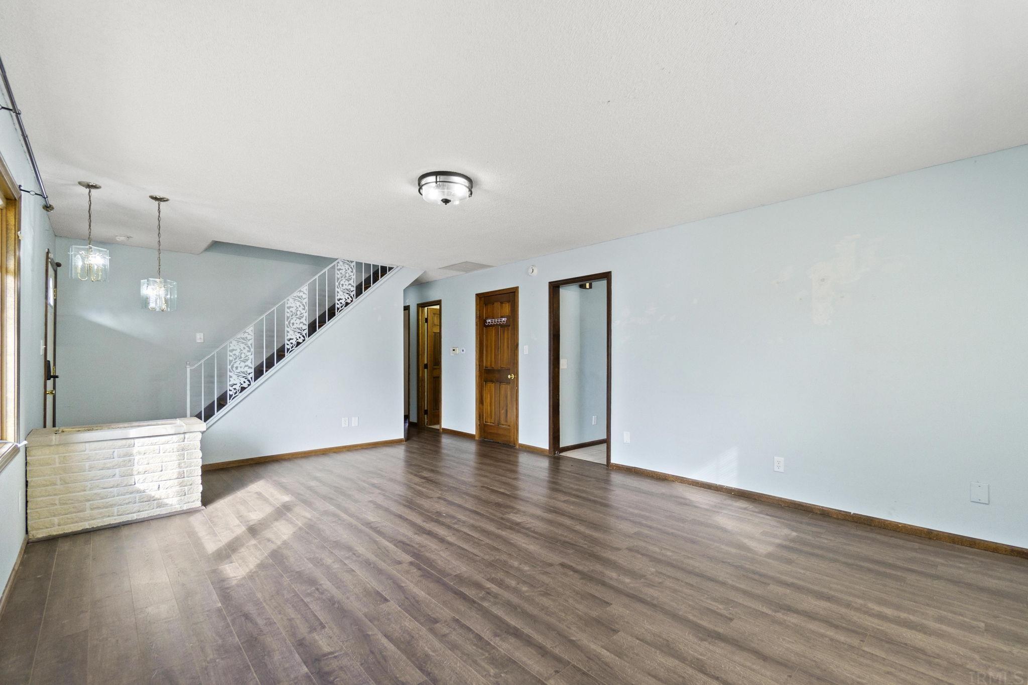 2928 Hobson Road Fort Wayne, IN 46805 - Photo 7 of 34