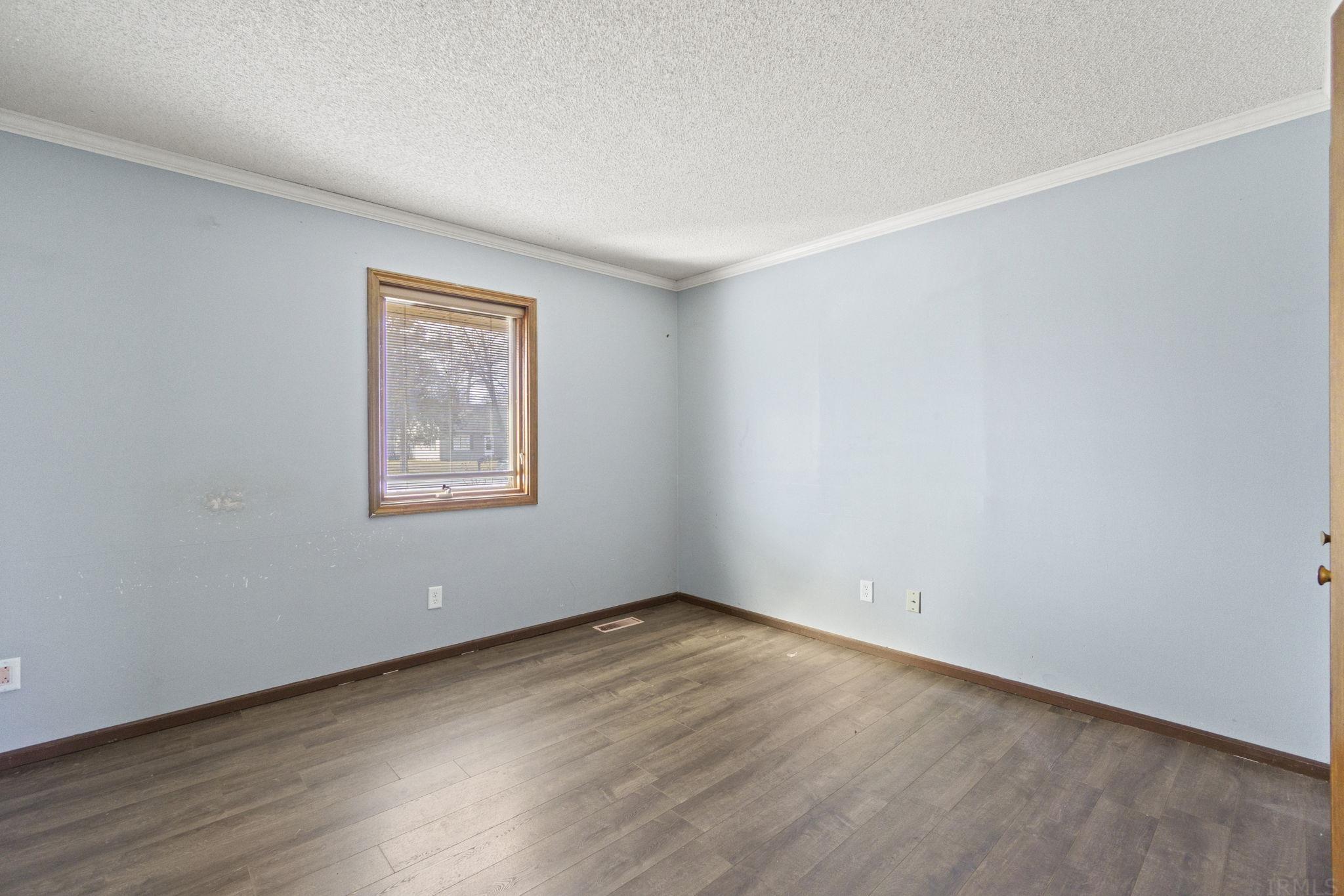 2928 Hobson Road Fort Wayne, IN 46805 - Photo 10 of 34