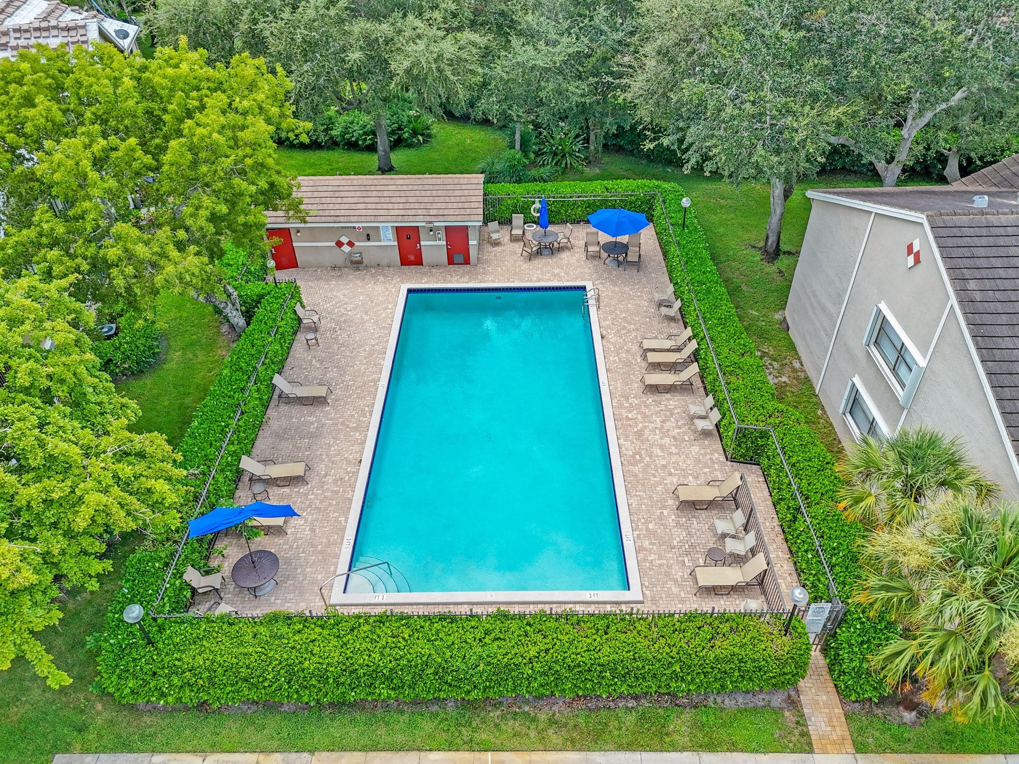 9601 Riverside Drive, Unit A6 Coral Springs, FL 33071 - Photo 25 of 25 a view of yard