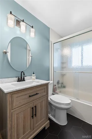 $194,000 | 1365 Yaqui Drive, Florissant, MO 63031