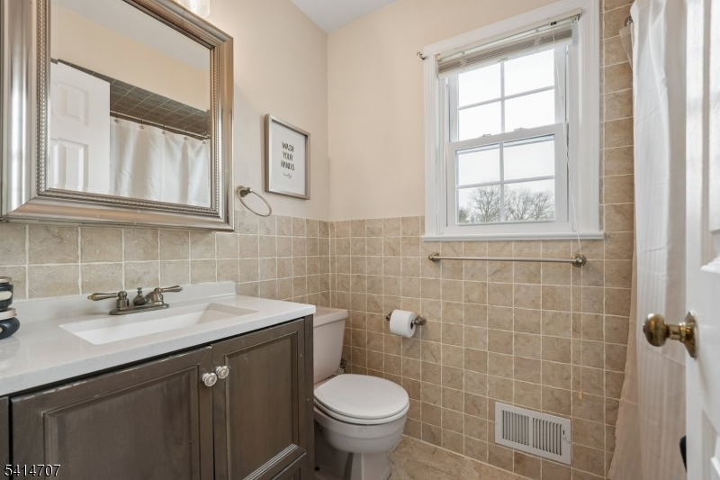 580 Heritage Road Millington, NJ 07946 - Photo 17 of 29