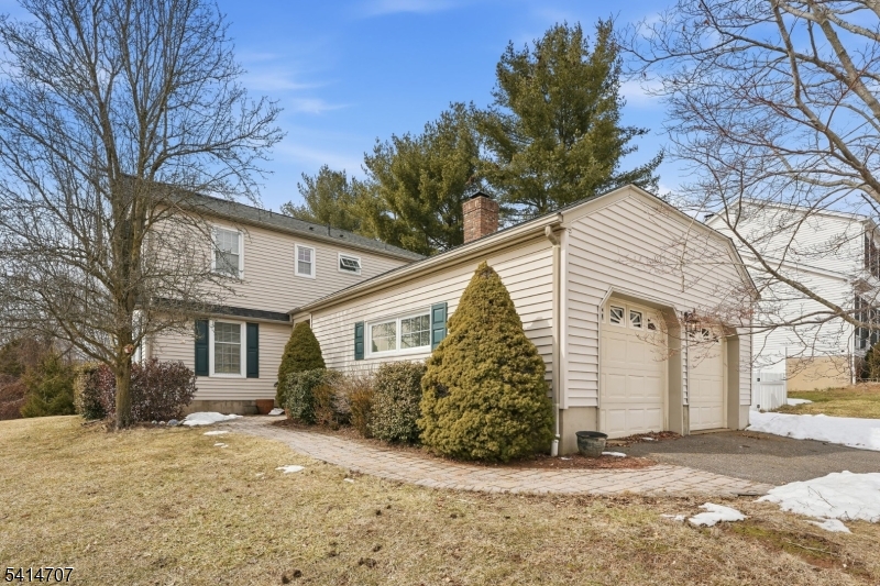 580 Heritage Road Millington, NJ 07946 - Photo 2 of 29