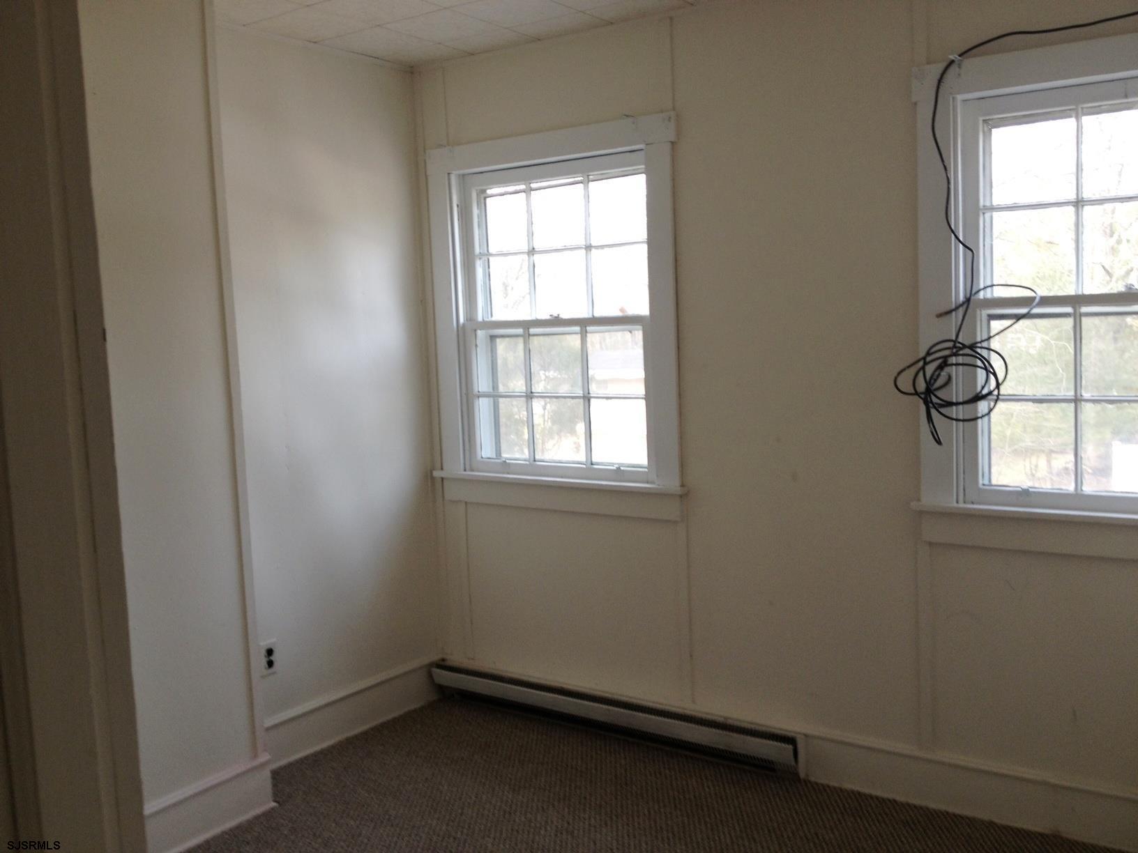 1305 A Matthews Avenue Mays Landing, NJ 08330 - Photo 9 of 14 an empty room with a window