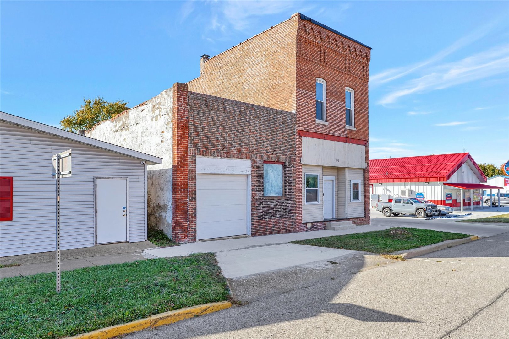 106 North Main Street Homer, IL 61849 - Photo 3 of 36