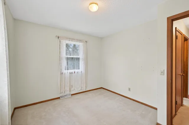 $325,000 | 2201 139th Avenue Northwest, Andover, MN 55304