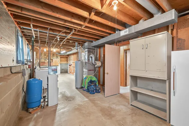 $325,000 | 2201 139th Avenue Northwest, Andover, MN 55304