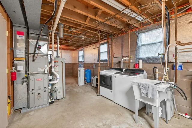 $325,000 | 2201 139th Avenue Northwest, Andover, MN 55304