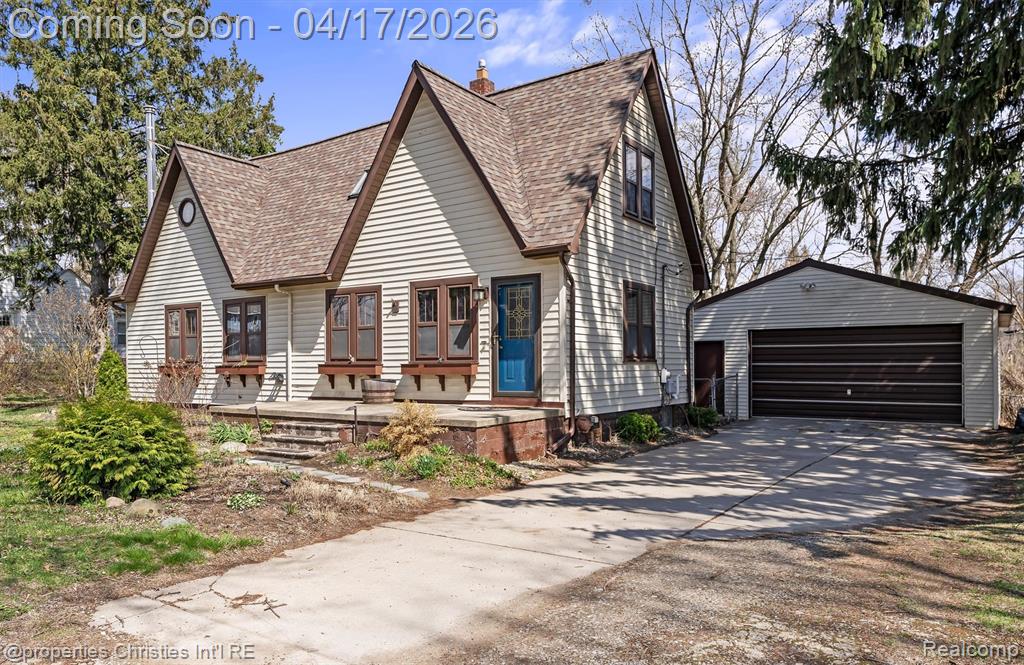 2919 Avalon Road Rochester Hills, MI 48309 - Photo 1 of 37