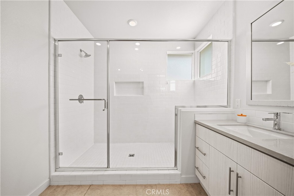 229 Radial Irvine, CA 92618 - Photo 35 of 48