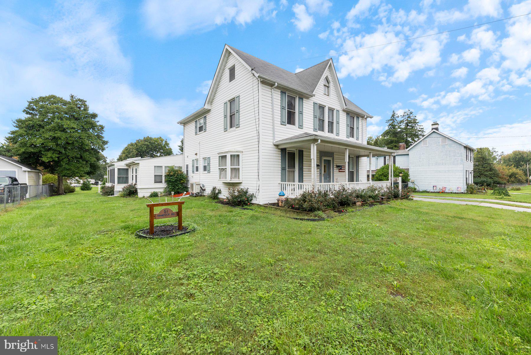 51 Old Hanover Road Reisterstown, MD 21136 - Photo 3 of 41