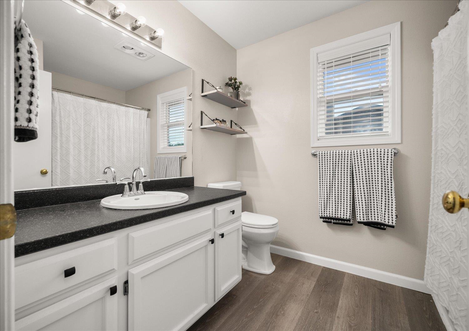 2311 South Newer Road Spokane Valley, WA 99037 - Photo 18 of 47