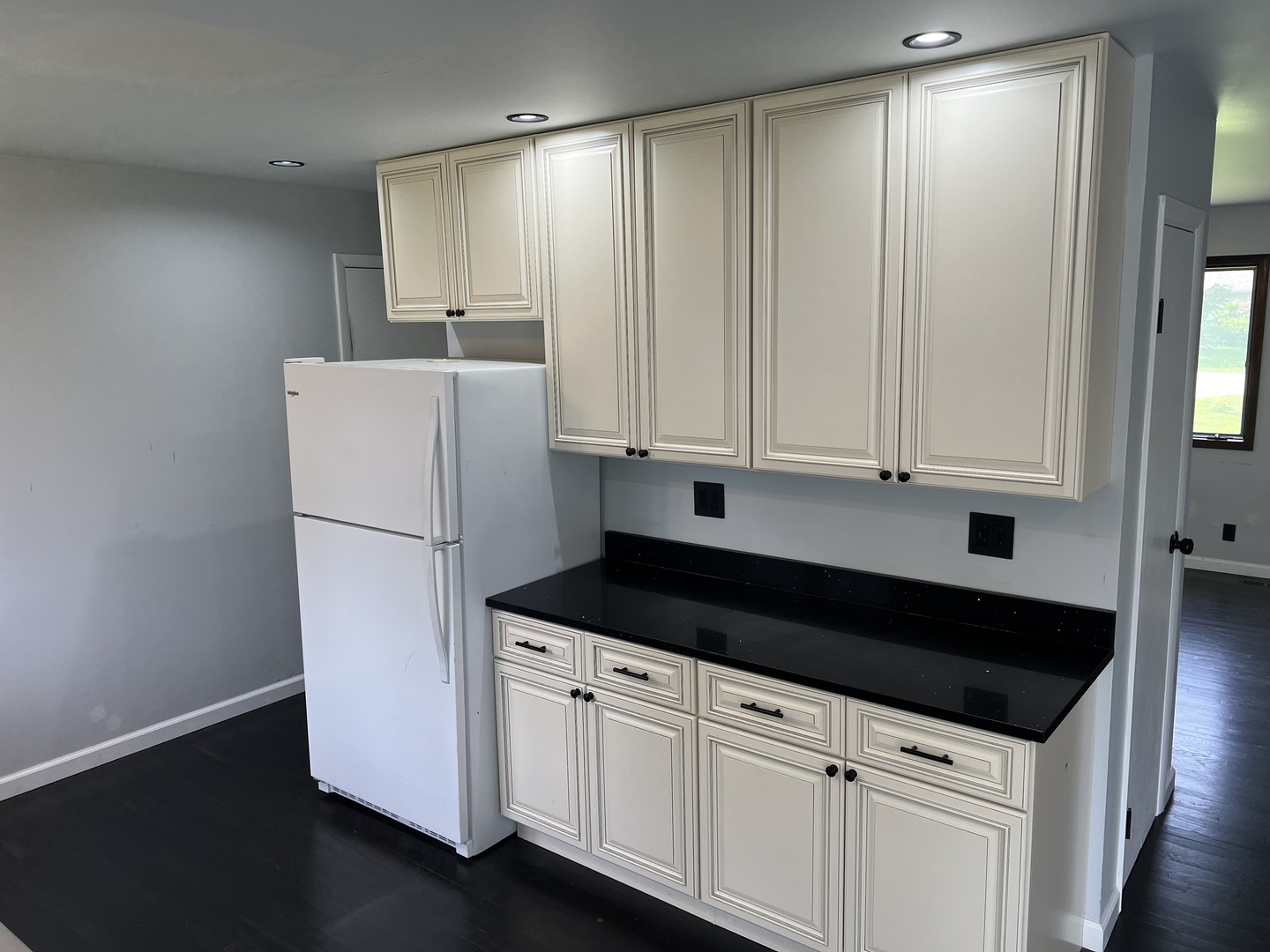 1 Shell Court Oswego, IL 60543 - Photo 9 of 22