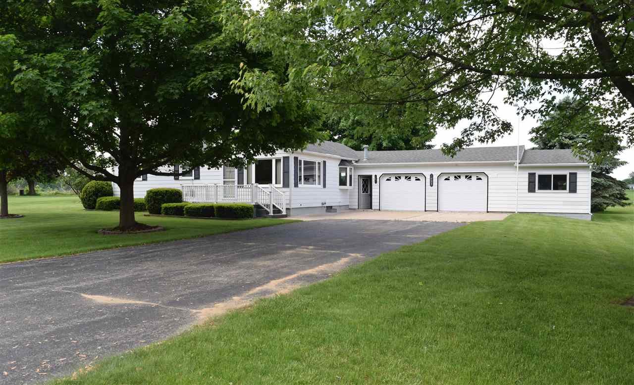 1094 South Lincoln Road Mount Pleasant, MI 48858 - Photo 2 of 31 1847607-1.JPG