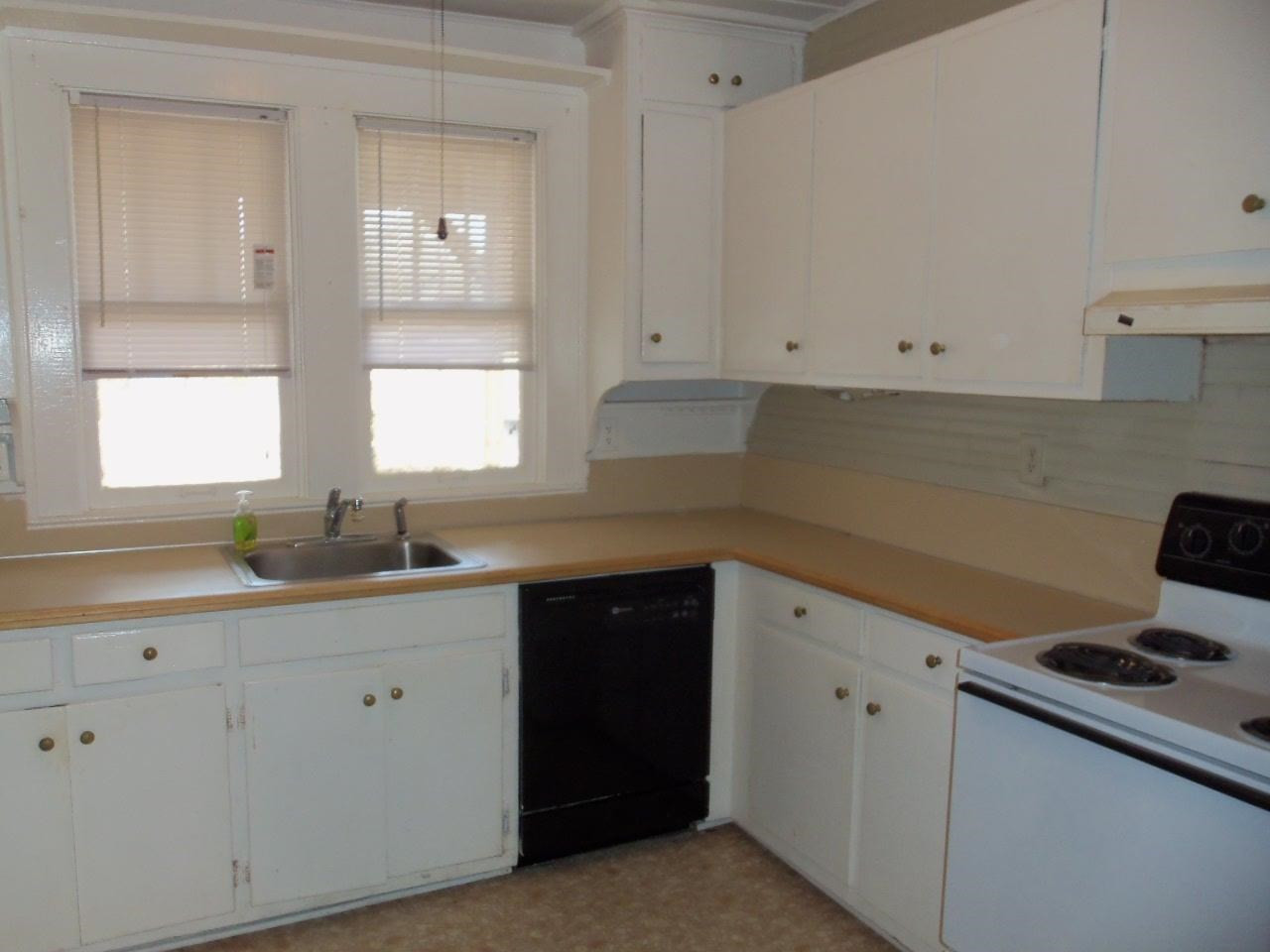 1016 East Broadwater Road Jackson, MS 39212 - Photo 5 of 14 Photo 5