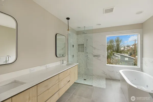 $6,000 | 4009 21st Avenue Southwest, Seattle, WA 98106