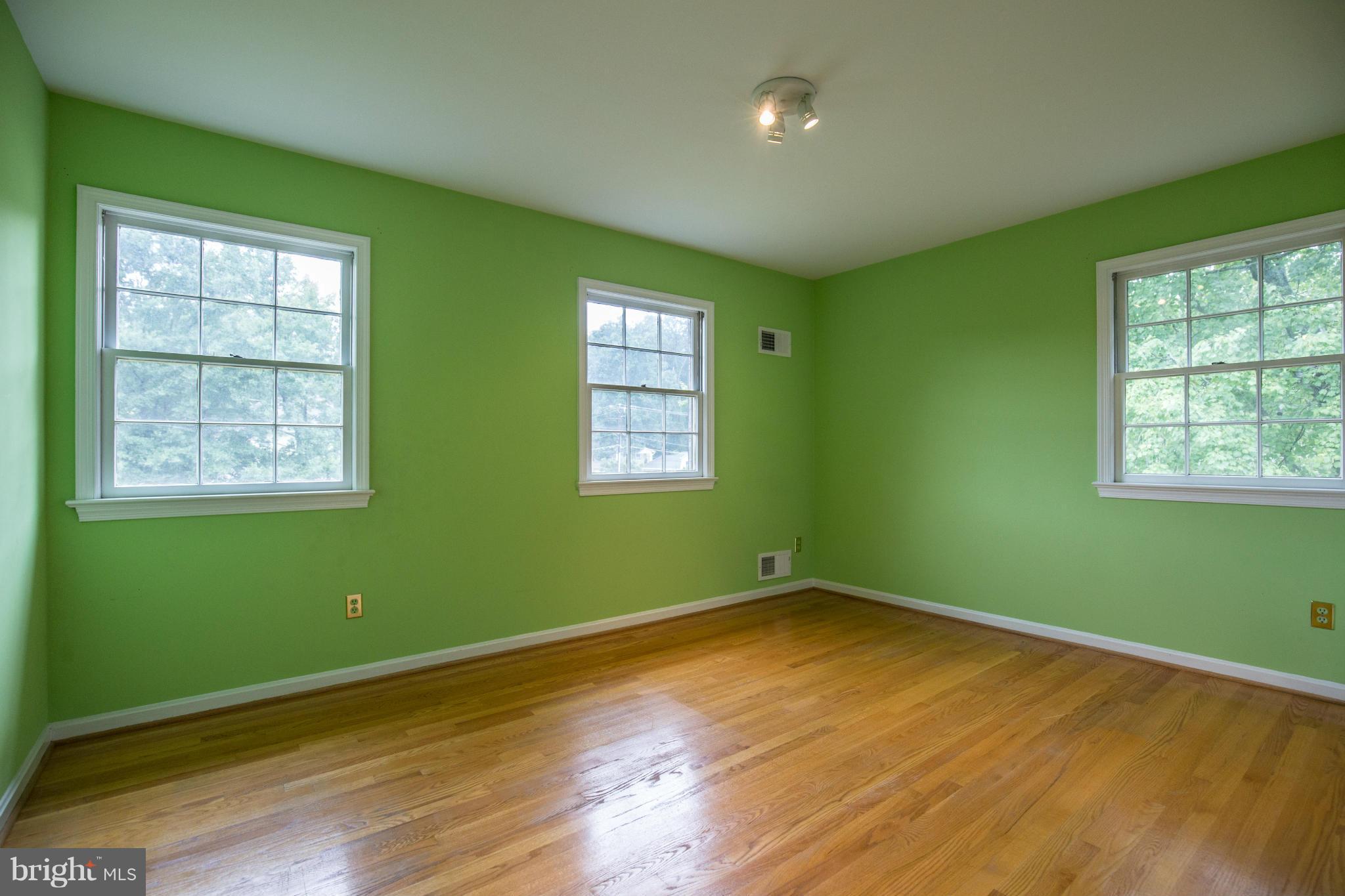 4220 Scotland Road Alexandria, VA 22309 - Photo 21 of 26 Bedroom 3