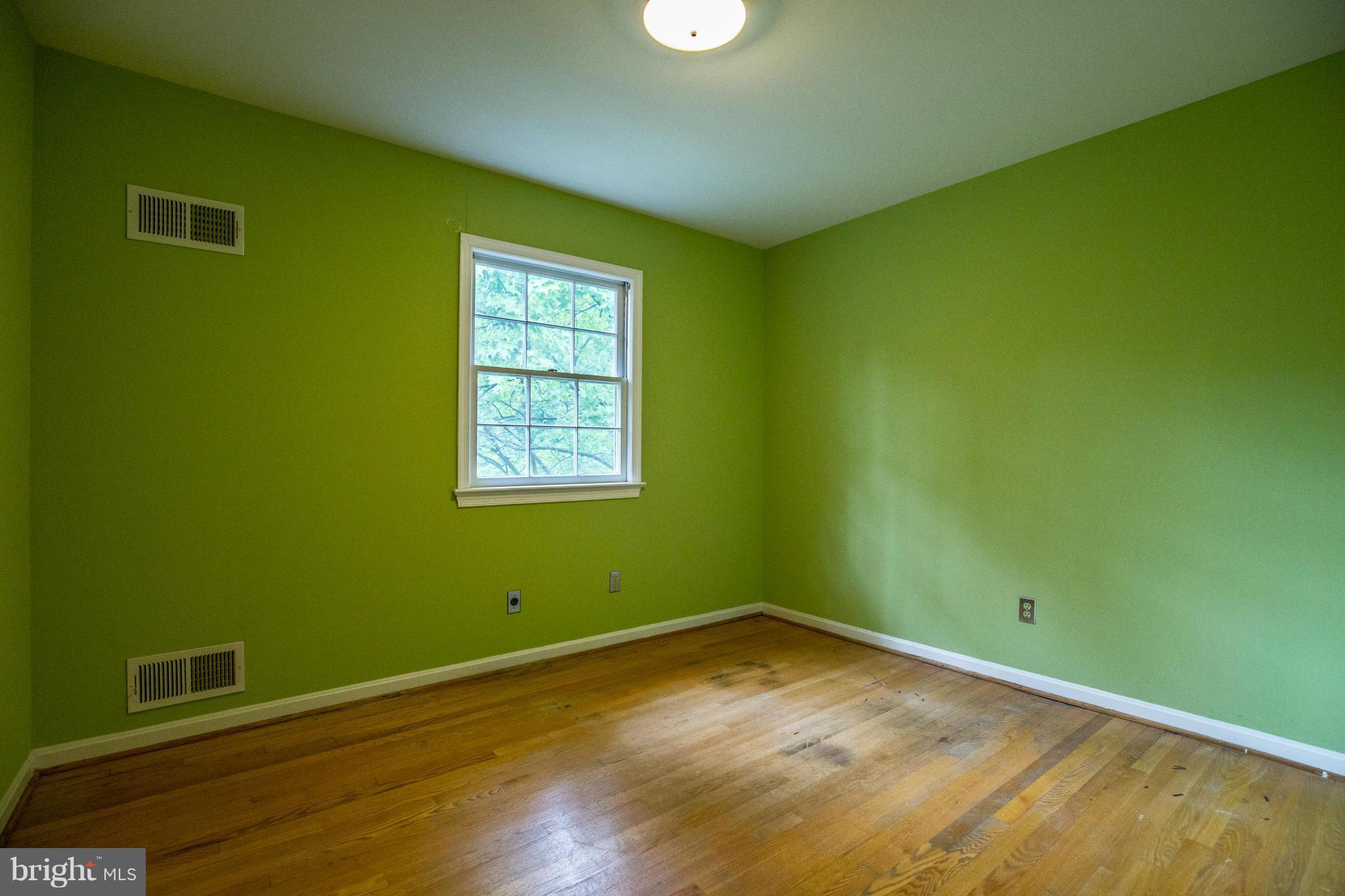 4220 Scotland Road Alexandria, VA 22309 - Photo 23 of 26 Bedroom 5