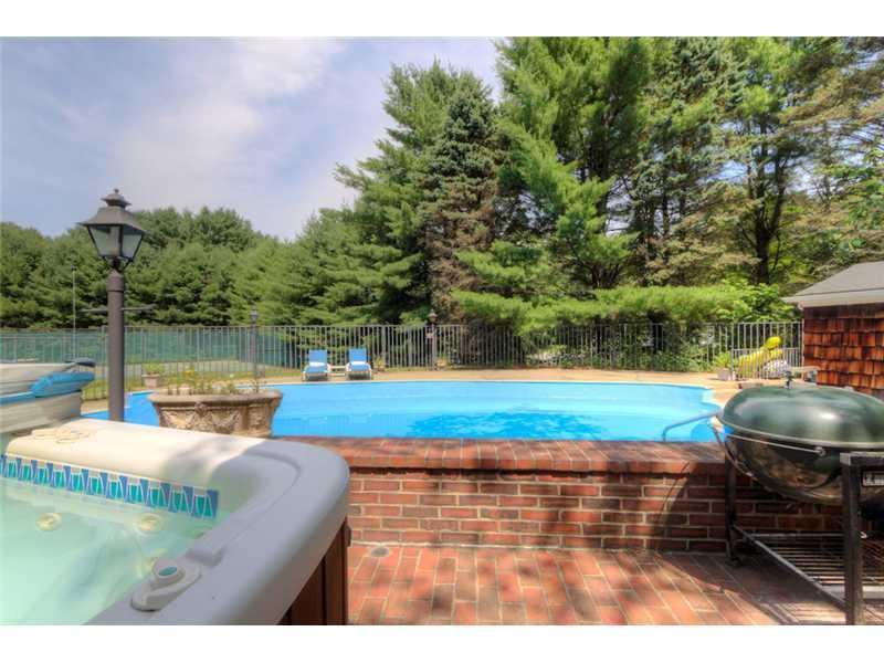 17 Manning Avenue Lewiston, ME 04240 - Photo 28 of 35 Swimming Pool/Hot Tub/Sauna.