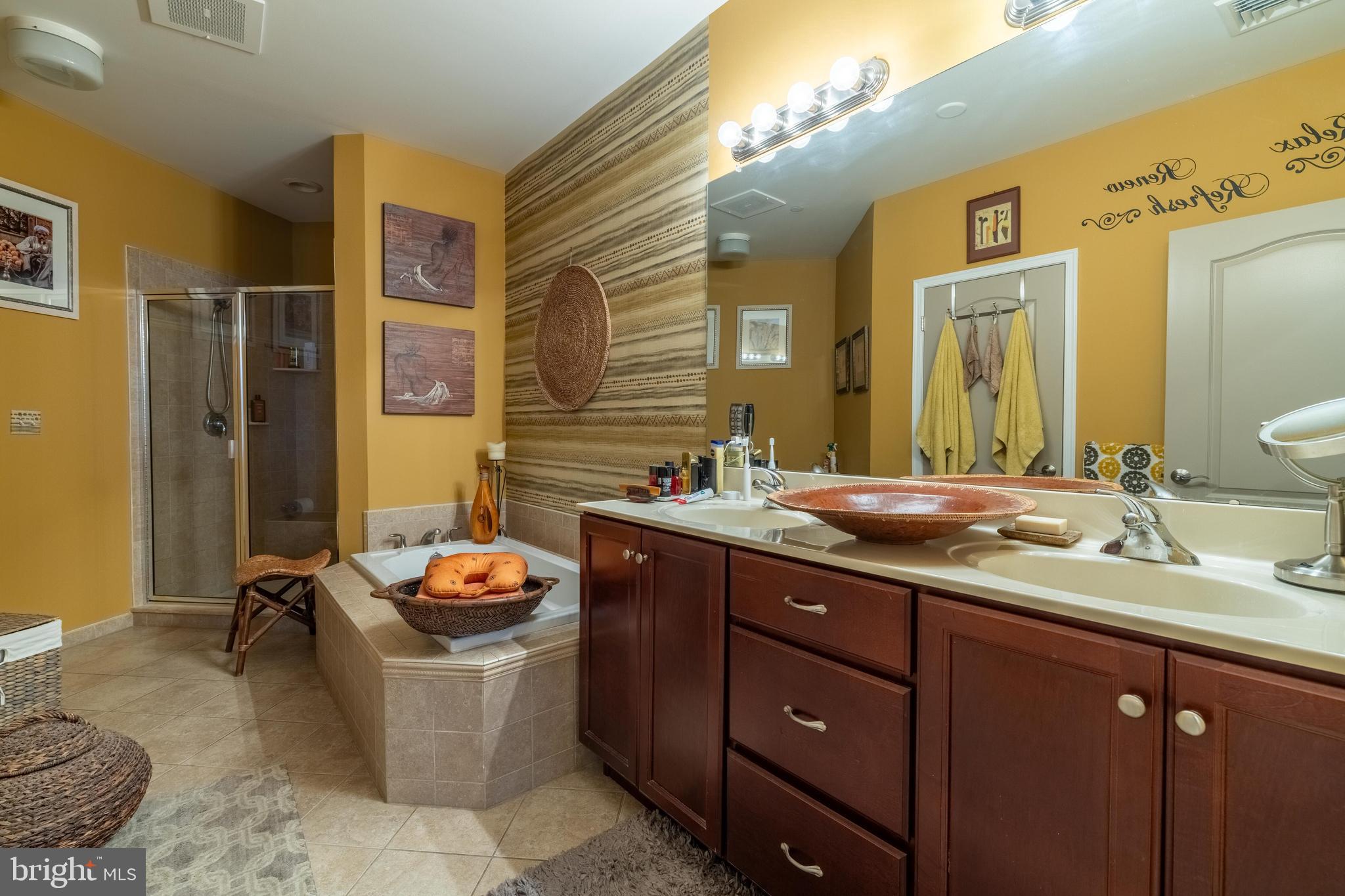 506 Carson Terrace Huntingdon Valley, PA 19006 - Photo 13 of 34 a bathroom with a granite countertop sink mirror and toilet