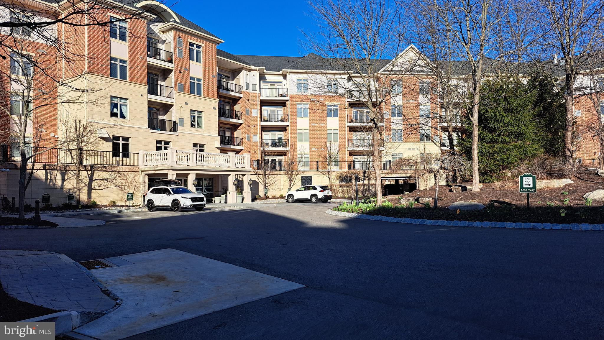 506 Carson Terrace Huntingdon Valley, PA 19006 - Photo 17 of 34 Luxury Living at it's best