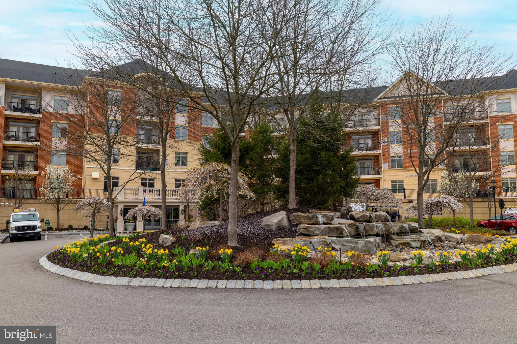 506 Carson Terrace Huntingdon Valley, PA 19006 - Photo 18 of 34 From the elegant fountain