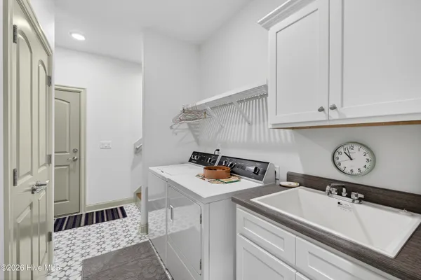 $849,900 | 8313 Oak Abbey Trail Northeast, Leland, NC 28451