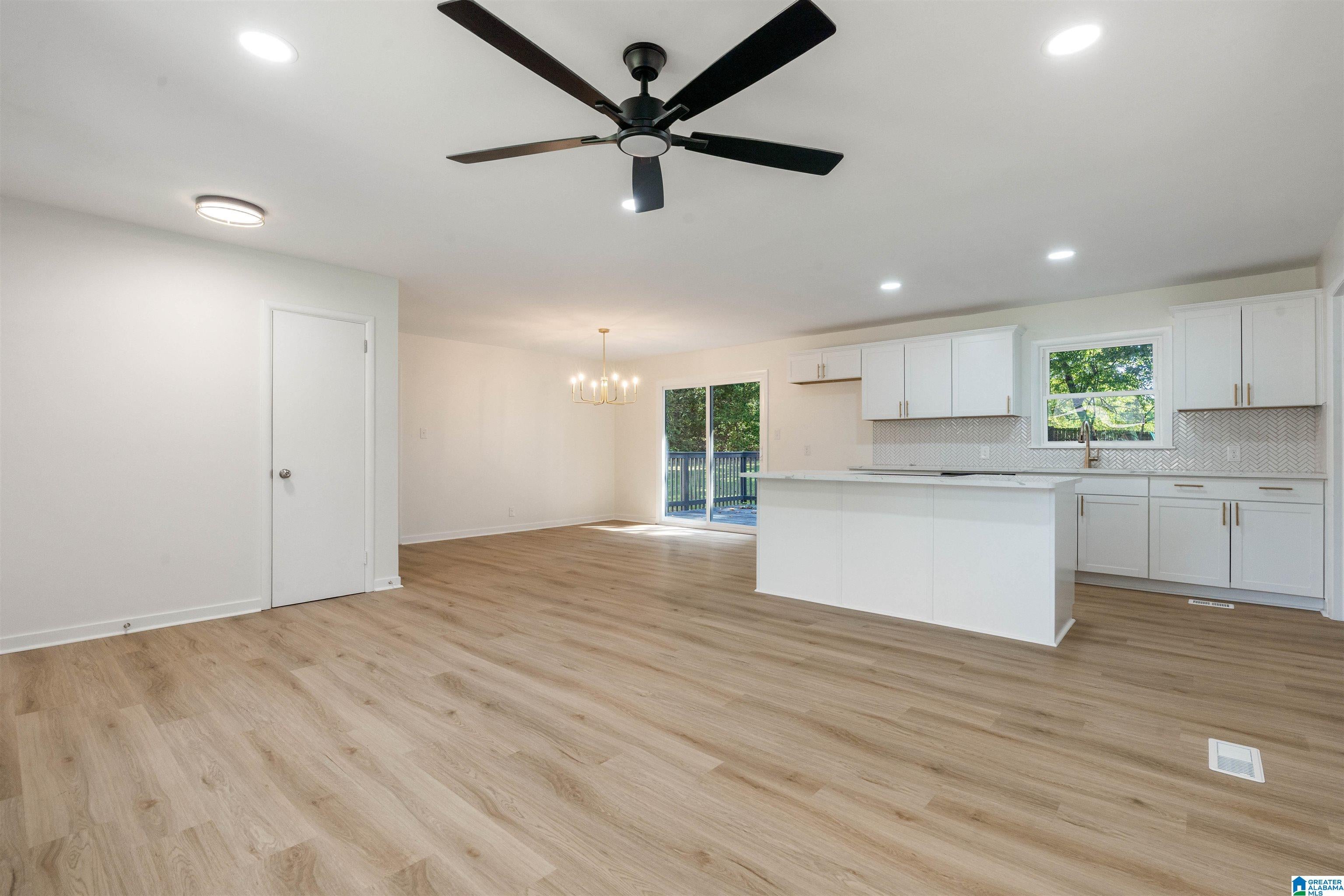 2513 7th Street Northeast Center Point, AL 35215 - Photo 7 of 26 Gallery Image 7