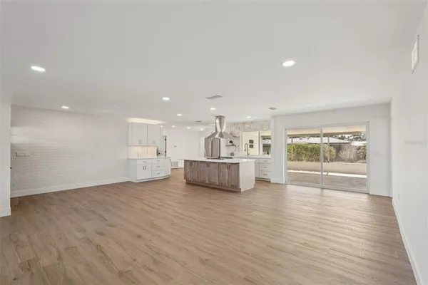 $520,000 | 6735 Keystone Drive, Sarasota, FL 34231