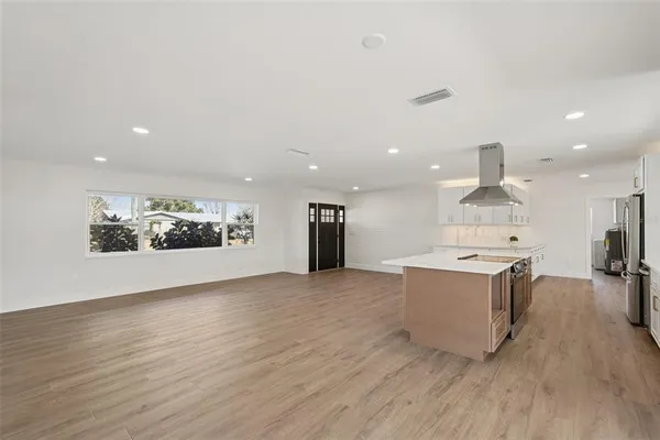 $520,000 | 6735 Keystone Drive, Sarasota, FL 34231