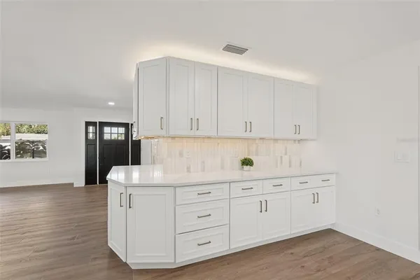 $520,000 | 6735 Keystone Drive, Sarasota, FL 34231