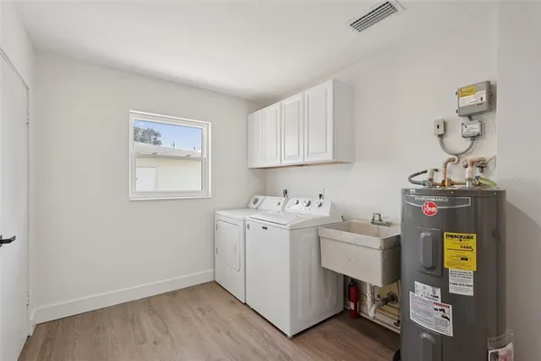 $520,000 | 6735 Keystone Drive, Sarasota, FL 34231