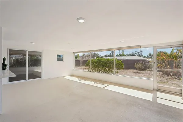 $520,000 | 6735 Keystone Drive, Sarasota, FL 34231