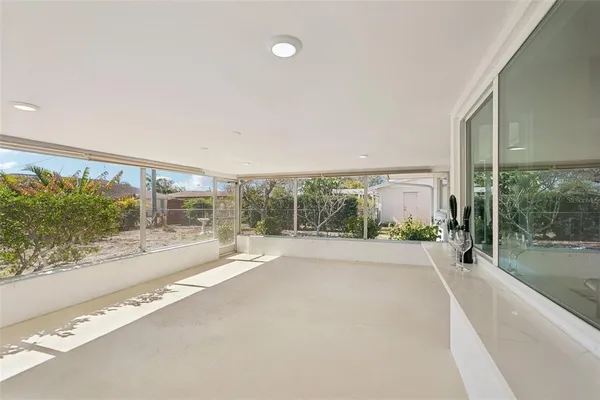 $520,000 | 6735 Keystone Drive, Sarasota, FL 34231