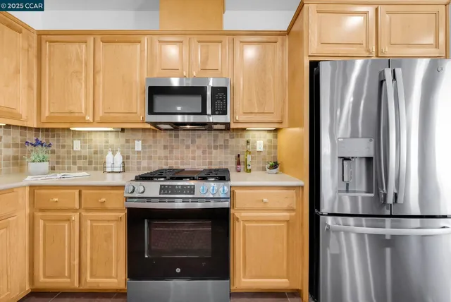 $450,000 | 900 Brookside Lane, Rio Vista, CA 94571