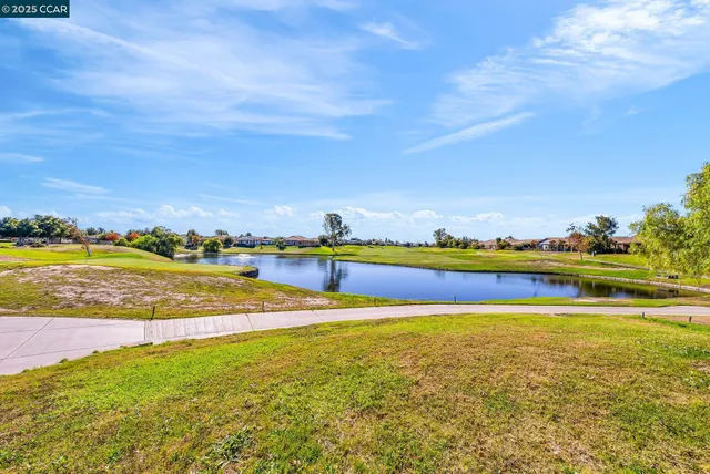 $450,000 | 900 Brookside Lane, Rio Vista, CA 94571
