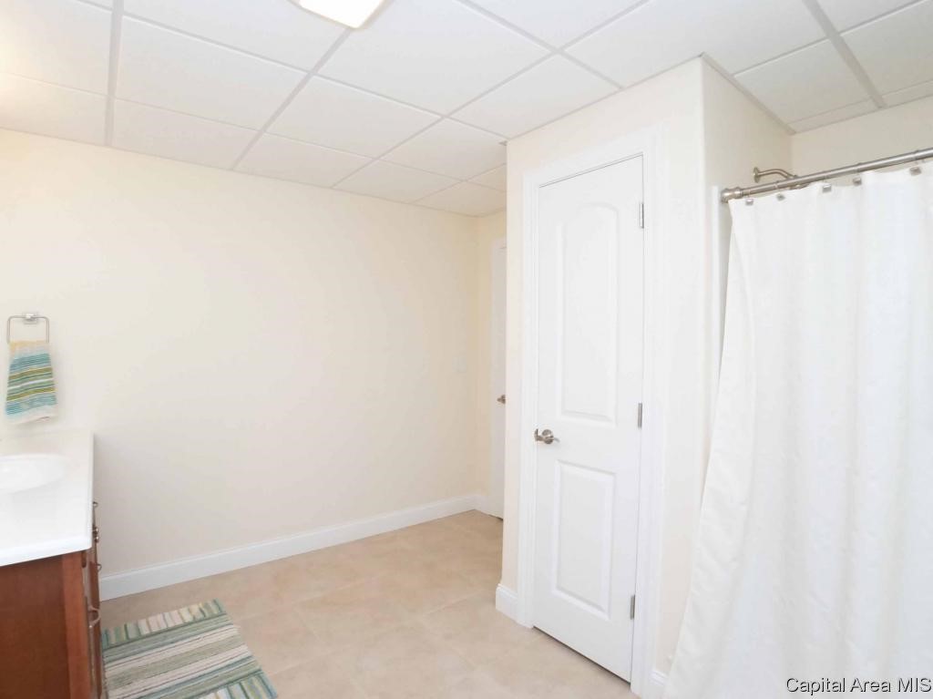 1817 Interlacken Road Springfield, IL 62704 - Photo 29 of 34