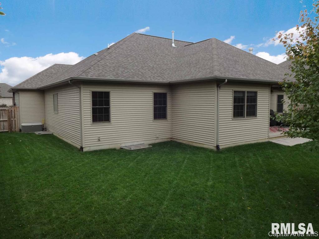 1817 Interlacken Road Springfield, IL 62704 - Photo 33 of 34