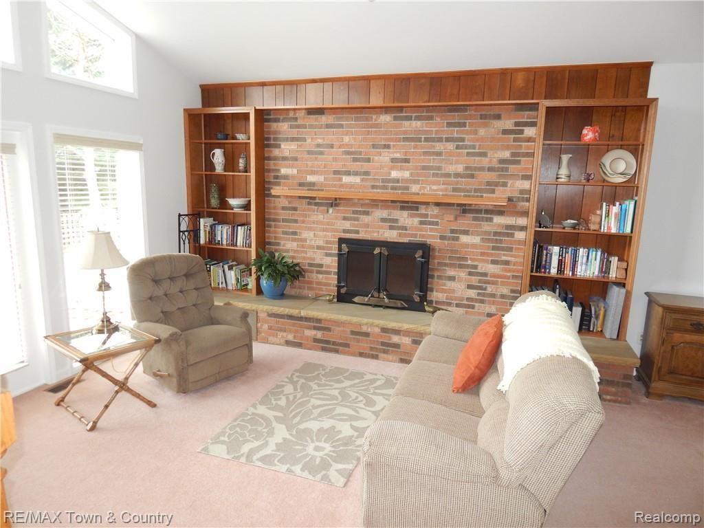 7355 Carpenter Road Flushing, MI 48433 - Photo 23 of 50 DSCN0326.JPG