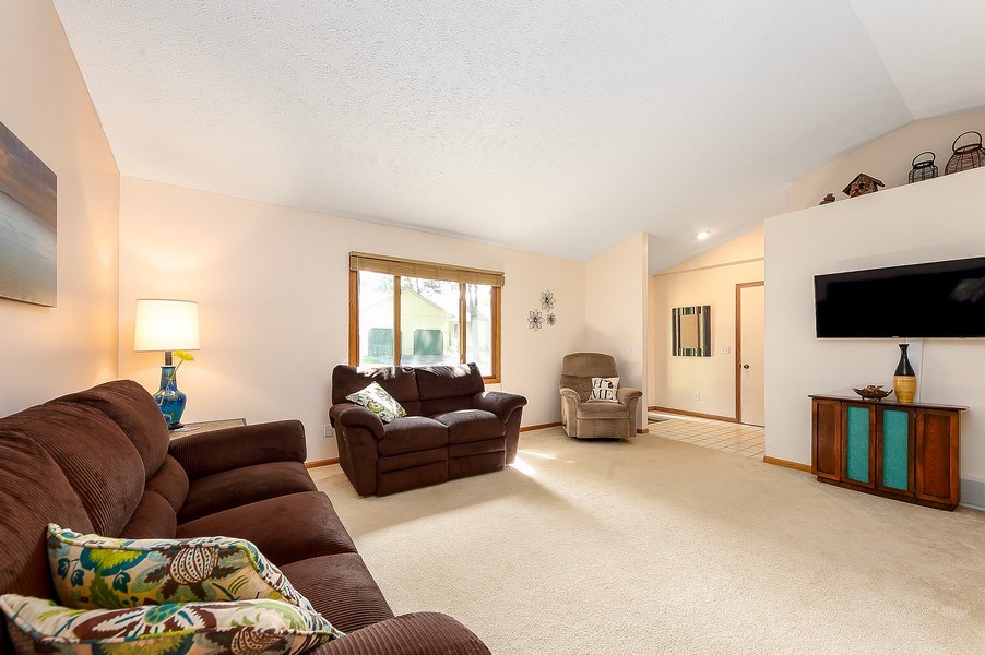 3437 Holiday Road Traverse City, MI 49686 - Photo 7 of 38 1864928-6.JPG